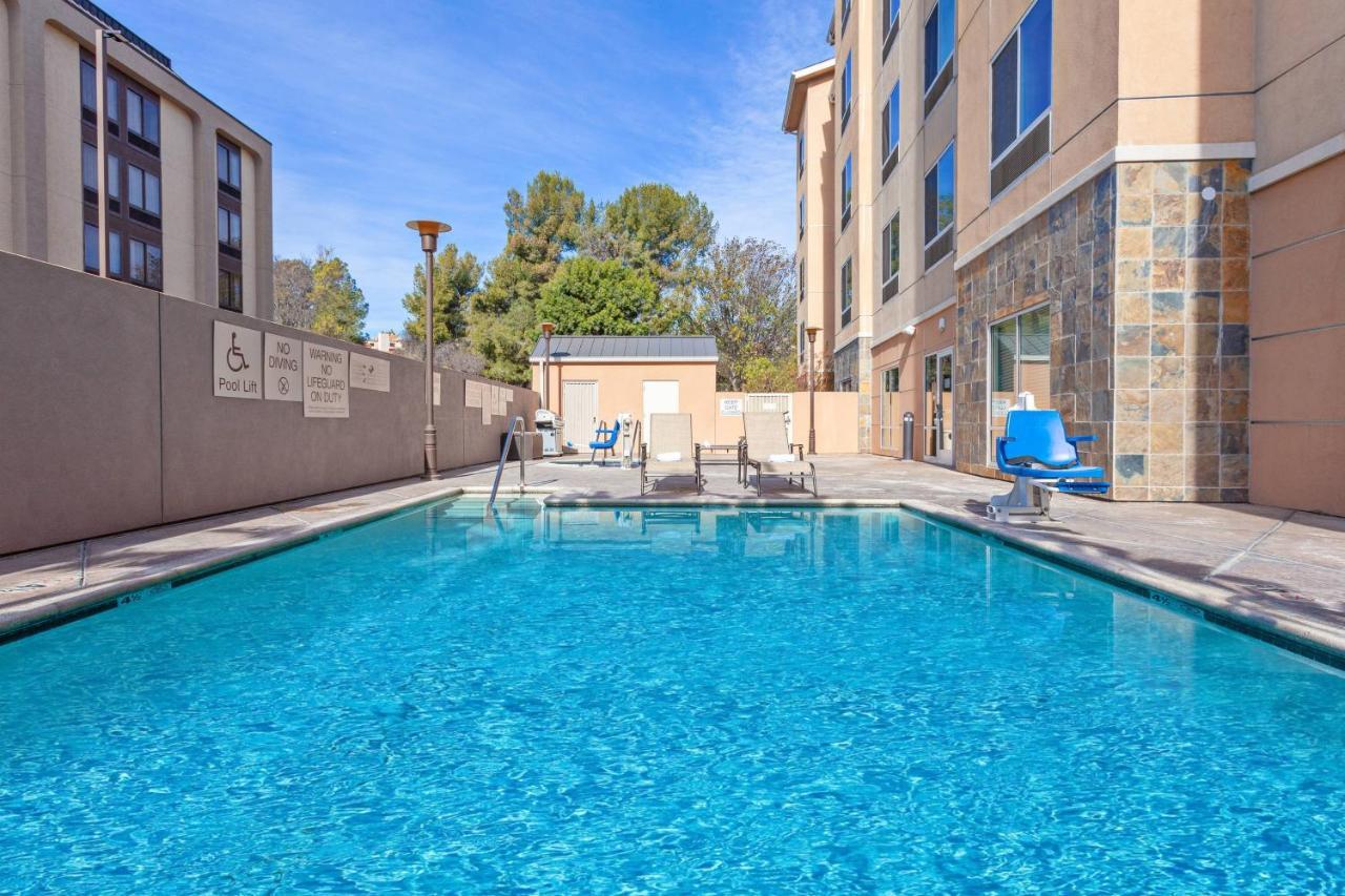 Fairfield Inn & Suites - Los Angeles ווסט קובינה מראה חיצוני תמונה
